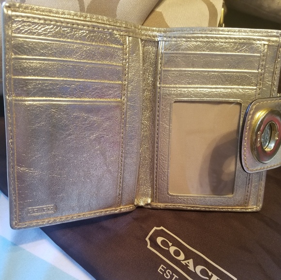 GUC Gold Coach Handbag WITH Wallet and Dust Bag! - Picture 7 of 8